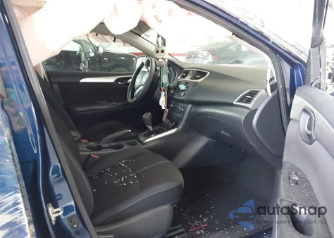 2017 Nissan Sentra S z USA, uszkodzony, nr VIN 3N1AB7AP6HY404671